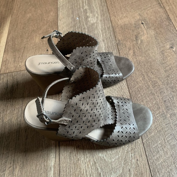 Maurices Chunky Heel Sandal Sz 7 M - Picture 4 of 8